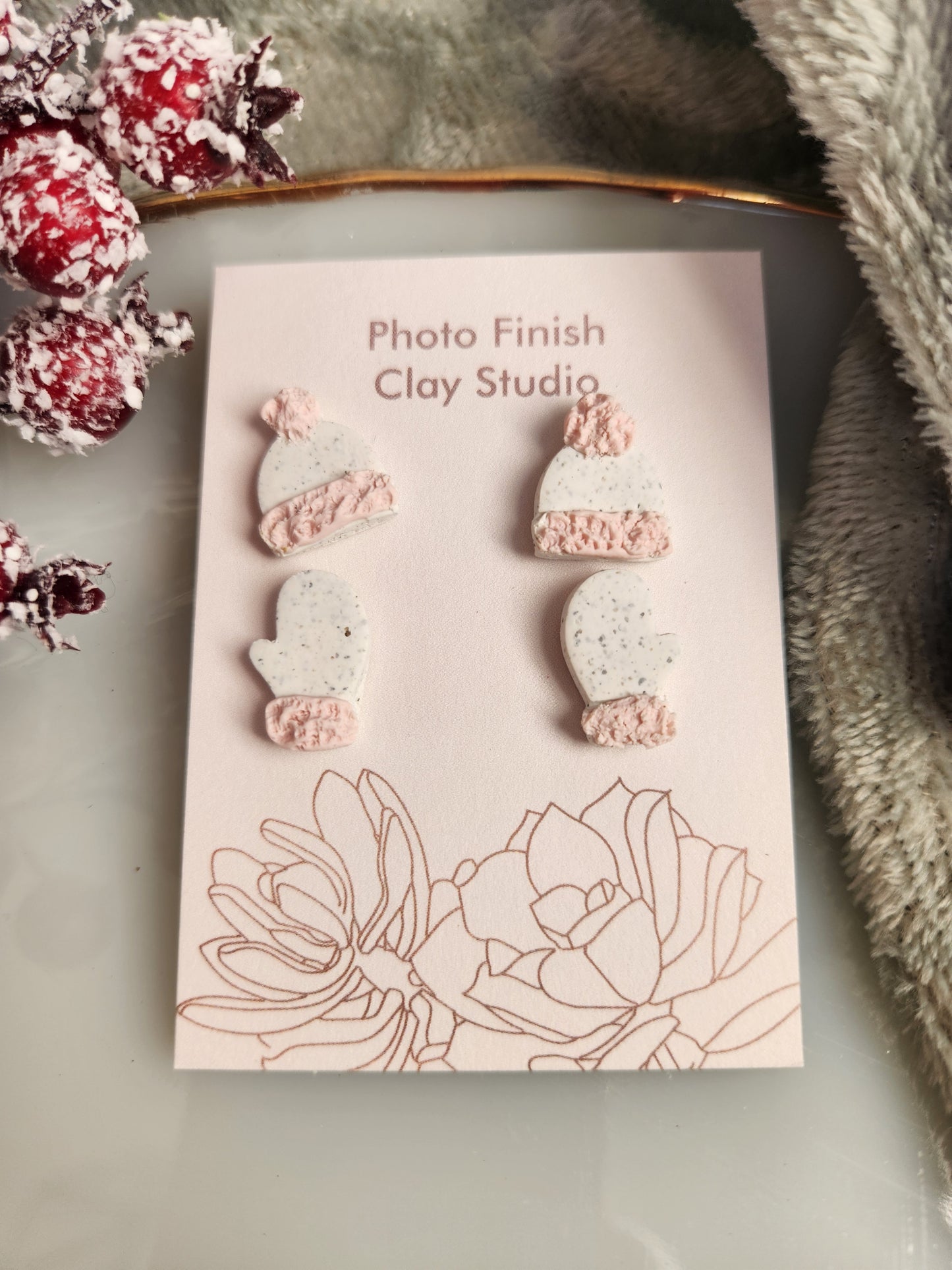 Cozy Set Stud Earrings